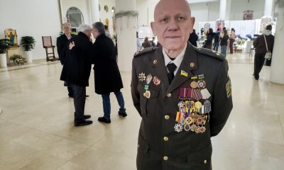 Oleksandr Ryabeka (en imagen) estuvo un año desplegado en Chernóbil tras el accidente nuclear como integrante de una unidad del servicio secreto soviético, el KGB, del que formaba parte. "Hoy al enemigo le vemos. Podemos dispararle, lanzarle bombas. Entonces sólo podíamos recibir sus golpes en silencio. No era posible luchar con él", dice a EFE Oleksandr Ryabeka comparando la guerra ruso-ucraniana de hoy con la que libraron miles de ciudadanos soviéticos como él hace 40 años contra la radiactividad liberada a la atmósfera tras el peor accidente nuclear de la historia, el de la central de Chernóbil. EFE/Marcel Gascón