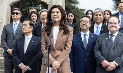 Imagen de archivo facilitada por el principal partido de oposición de Taiwán, el Kuomintang (KMT), en la que muestra a su presidenta, Cheng Li-wun (C), hablando durante su visita al Mausoleo de Sun Yat-sen en Nanjing, China, el 8 de abril de 2026. 
EFE/EPA/KUOMINTANG / HANDOUT HANDOUT EDITORIAL USE ONLY/NO SALES