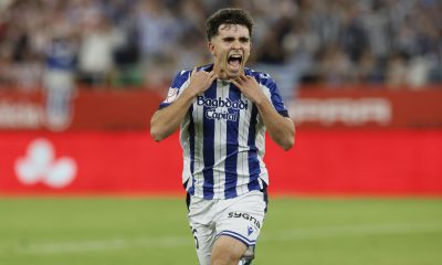 El centrocampista de la Real Sociedad Pablo Marín celebra su penalti que le dio la victoria al equipo donostiarra durante la final de la Copa del Rey que enfrentó a Atlético de Madrid y Real Sociedad este sábado en el estadio de La Cartuja, en Sevilla. EFE/José Manuel Vidal