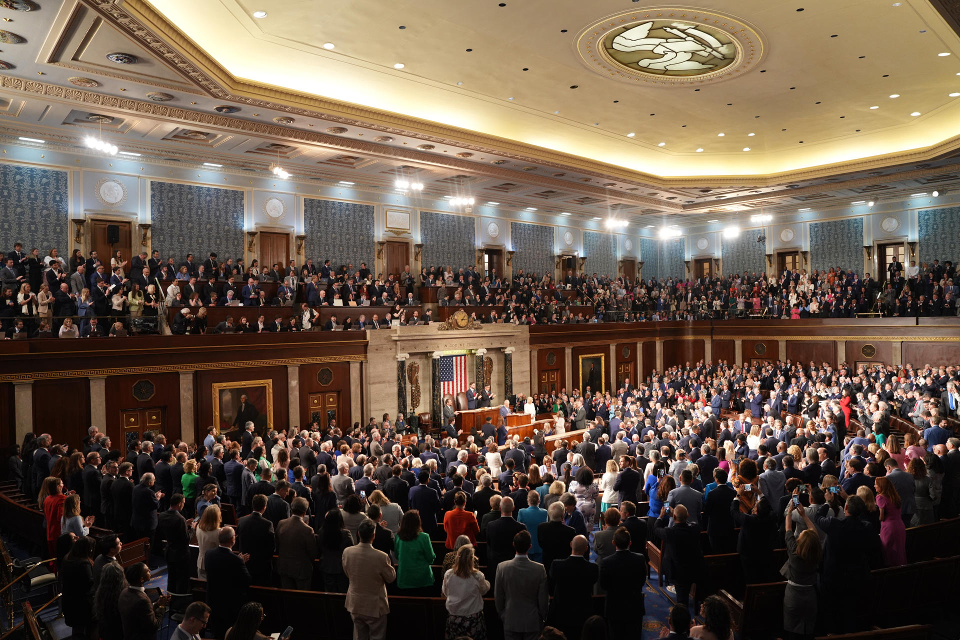El rey Carlos III del Reino Unido habla en el Congreso de los Estados Unidos este martes, en Washington (Estados Unidos). EFE/ Octavio Guzmán