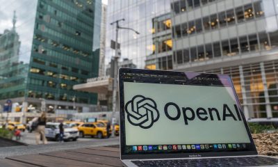 Fotografía de archivo de un computador con el logo de OpenAI en Nueva York (Estados Unidos). EFE/ Angel Colmenares