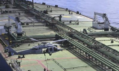 Imagen distribuida este jueves por el Departamento de Guerra de Estados Unidos en su cuenta oficial de X, acompañando el mensaje "Durante la noche, las fuerzas de EE. UU. llevaron a cabo una interdicción marítima y un abordaje de derecho de visita del , en el Océano Índico dentro del área debuque sin nacionalidad sancionado M/T Majestic X que transportaba petróleo desde Irán responsabilidad de INDOPACOM. Seguiremos con la aplicación marítima global para interrumpir redes ilícitas e interceptar buques que proporcionen apoyo material a Irán, dondequiera que operen. Las aguas internacionales no pueden ser utilizadas como escudo por actores sancionados. El Departamento de Guerra continuará negando a los actores ilícitos y sus buques la libertad de maniobra en el dominio marítimo." EFE/ Departamento de Guerra de EE.UU - SOLO USO EDITORIAL/SOLO DISPONIBLE PARA ILUSTRAR LA NOTICIA QUE ACOMPAÑA (CRÉDITO OBLIGATORIO) -