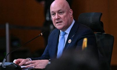 Kuala Lumpur (Malasia), 28/10/2025.- El primer ministro de Nueva Zelanda, Christopher Luxon, pronuncia un discurso durante la Cumbre Conmemorativa ASEAN-Nueva Zelanda, celebrada en el marco de la 47.ª Cumbre de la Asociación de Naciones del Sudeste Asiático (ASEAN) en Kuala Lumpur, Malasia, el 28 de octubre de 2025. 
EFE/EPA/LILLIAN SUWANRUMPHA / POOL