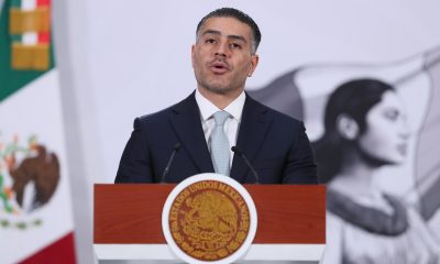 El secretario de Seguridad y Protección Ciudadana (SSPC), Omar García Harfuch, habla durante una rueda de prensa este martes en el Palacio Nacional de la Ciudad de México (México). EFE/Mario Guzmán