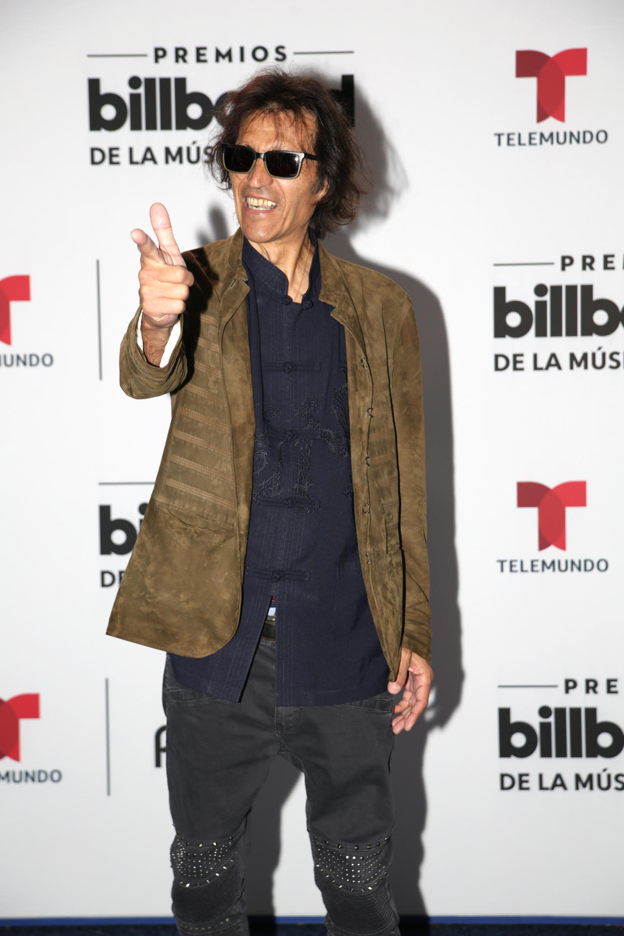 Fotografía de archivo del 5 de octubre de 2023 del guitarrista argentino Felipe Staiti posando en la alfombra azul de los Premios Billboard en Miami (EE.UU.). EFE/ Marlon Pacheco
