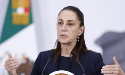La presidenta de México, Claudia Sheinbaum, habla durante una rueda de prensa este lunes, en el Palacio Nacional, en Ciudad de México (México). EFE/Sáshenka Gutiérrez