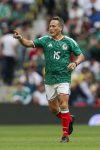 Luis Hernández, de México, celebra un gol en el partido de Leyendas entre México y Brasil en el estadio Banorte, en Ciudad de México (México). EFE/ Isaac Esquivel
