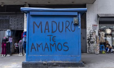 Fotografía que muestra un mensaje durante un evento conmemorativo por los 24 años del fallido golpe de Estado del 11 de abril de 2002, este sábado en Caracas (Venezuela). EFE/ Miguel Gutiérrez