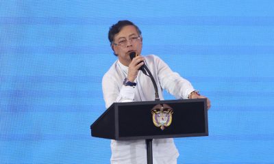 El presidente de Colombia, Gustavo Petro, habla durante la primera Conferencia para la Transición más allá de los Combustibles Fósiles este martes, en Santa Marta (Colombia). EFE/ Ricardo Maldonado Rozo