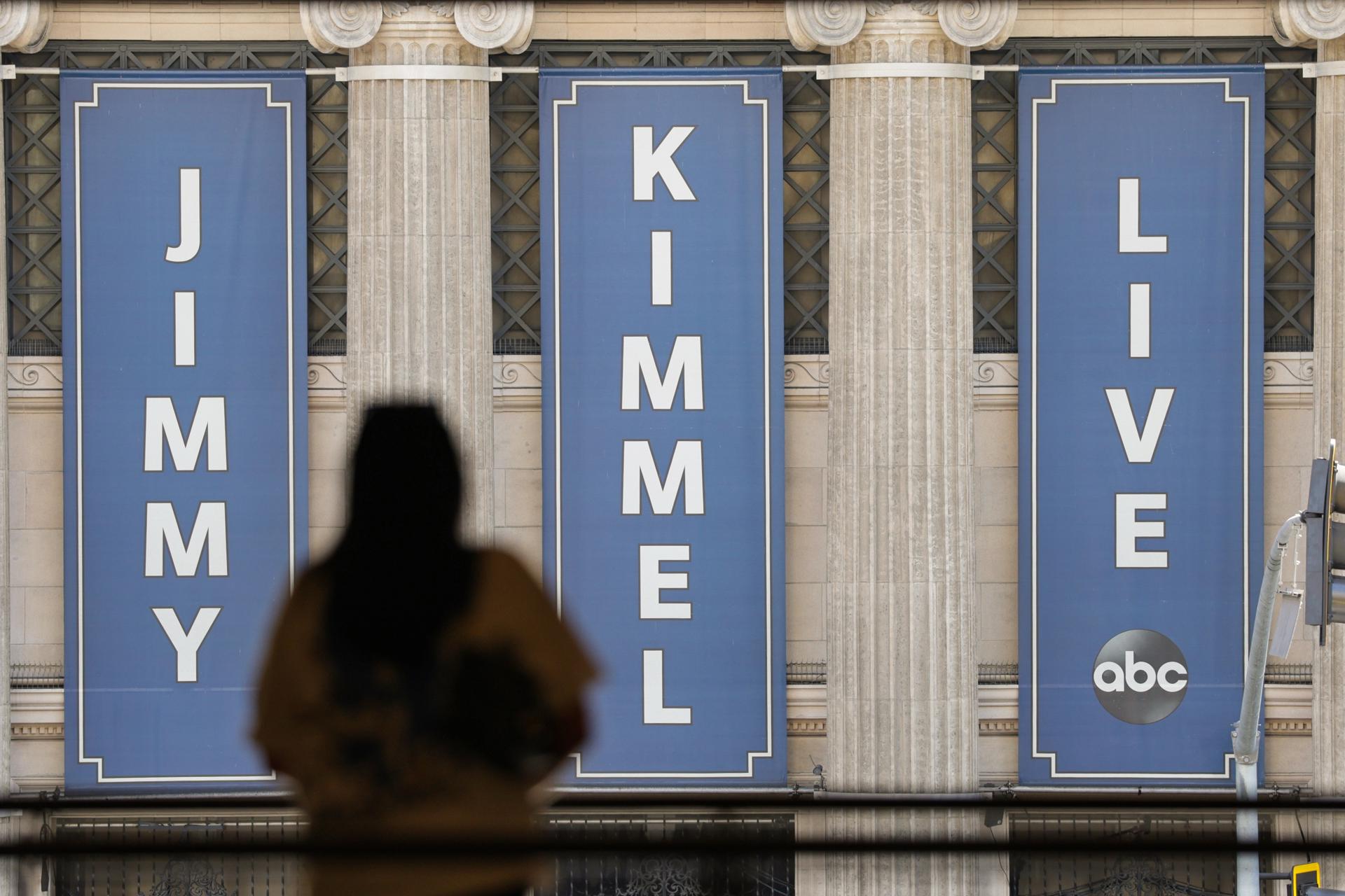 EFE/EPA/CHRIS TORRES