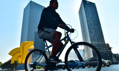 Especialistas del sector privado redujeron al 1,44 % el pronóstico de crecimiento del producto interno bruto (PIB) mexicano para 2026, tras una estimación previa del 1,46 %, según indicó este miércoles la tercera encuesta mensual del año del Banco de México (Banxico). Imagen de archivo. EFE/Jorge Núñez