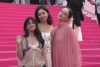 Las actrices (de i a d) Macarena García, Anna Castillo y Laura Weissmahr posan durante la presentación de la serie 'Se tiene que morir mucha gente'en el Festival Canneseries donde la serie está nominada al gran premio del Canneseries. EFE/ Pol Lloberas Cardona
