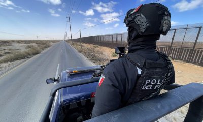 Un integrante de la policía encabeza un operativo en calles del estado de Quintana Roo.  Imagen de archivo. EFE/ Luis Torres