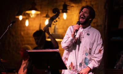 El cantante portugués Salvador Sobral durante una presentación este viernes en la BONA Casa da Música, en São Paulo (Brasil). EFE/Isaac Fontana