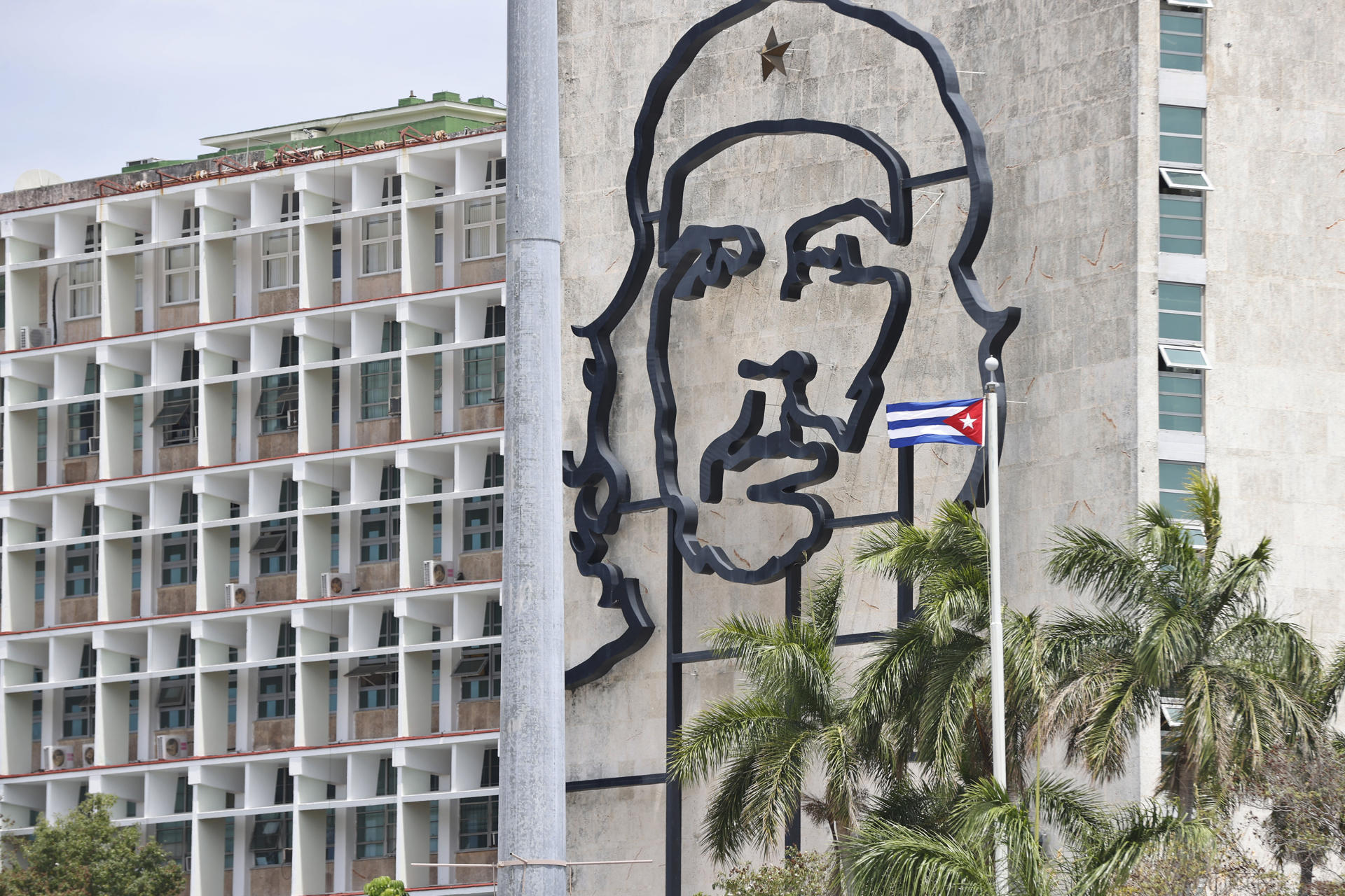 Photograph of the building of the Ministry of the Interior of Cuba in Havana, Cuba, 20 April 2026. Dialogue between Washington and Havana appears to be stalled, with both capitals leaking substantially different information about their contacts and the US threat of possible military action on the island. EFE/Ernesto Mastrascusa