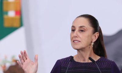 La presidenta de México, Claudia Sheinbaum, habla durante una rueda de prensa este viernes en el Palacio Nacional de la Ciudad de México (México). EFE/Mario Guzmán