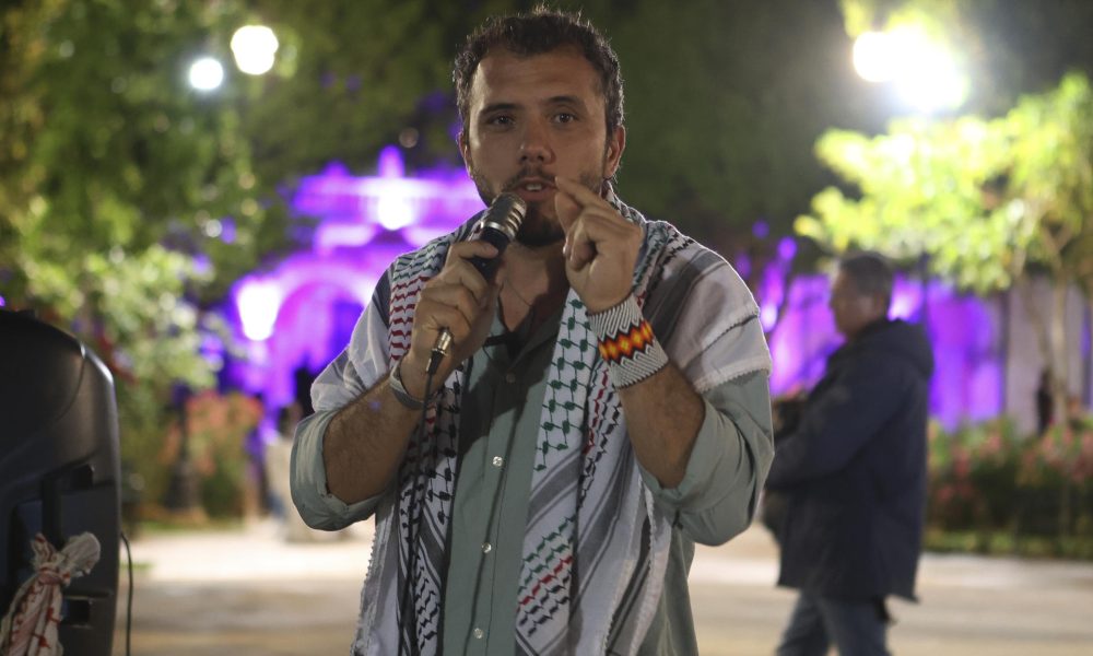Imagen de archivo del activista brasileño Thiago Ávila, uno de los detenidos de la Flotilla Global Sumud y que será llevado a Israel para ser interrogado como "sospechoso de actividades ilegales", según confirmó el Ministerio de Exteriores israelí, sin concretar los cargos. EFE/ Lorenzo Hernández