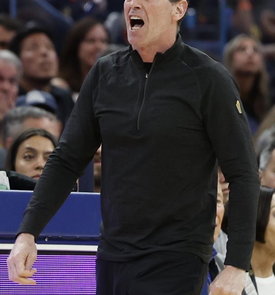 Fotografía tomada el 3 de abril de 2026 a Kenny Atkinson, entrenador estadounidense y con ciudadanía española, que este domingo SE ha clasificado con sus Cleveland Cavaliers las semifinales de la Conferencia Este de la NBA. EFE/EPA/JOHN G. MABANGLO SHUTTERSTOCK OUT