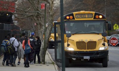 Fotografía de Justin Lane, en la que puede verse en una imagen de archivo del 15 de enero de 2013 a un autobús escolar en Estados Unidos. EFE