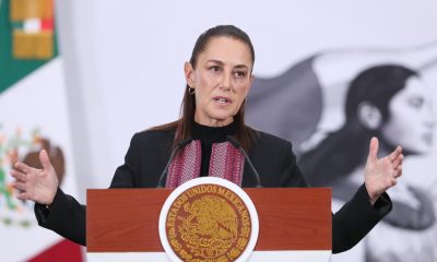 La presidenta de México, Claudia Sheinbaum, habla durante una rueda de prensa en Palacio Nacional de la Ciudad de México (México). EFE/Mario Guzmán