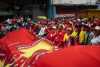 Simpatizantes del chavismo participan en una manifestación durante la conmemoración del Día Internacional del Trabajo este 1 de mayo de 2026, en Caracas (Venezuela). EFE/ Ronald Peña R
