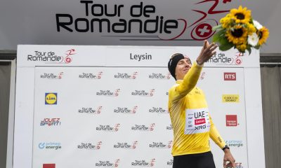 El esloveno Tadej Pogacar (UAE) en el podio del Tour de Romandía, en Leysin, Suiza EFE/EPA/JEAN-CHRISTOPHE BOTT
