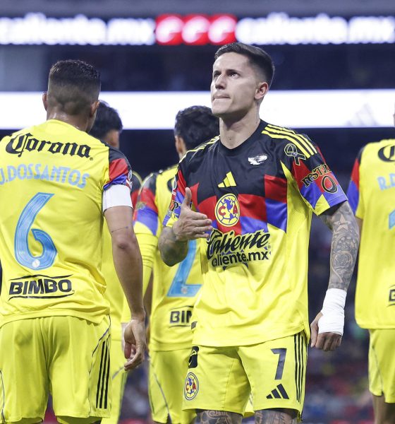 Paul Rodríguez (c) de América celebra un gol en el estadio Banorte en la Ciudad de México (México). Fotografía de archivo. EFE/ Sáshenka Gutiérrez