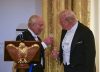 El rey Carlos III de Reino Unido y el presidente de Estados Unidos, Donald Trump (d), brindan en la Casa Blanca. EFE/EPA/CRAIG HUDSON/POOL
