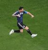 Lionel Messi descansó una hora y en los restantes 30 minutos anotó un golazo de tiro libre que lo consolidó en Arlington (Texas) con 6 como máximo goleador del torneo y elevó a 19 su récord en la historia de todas las copas. EFE/EPA/ALBERT PENA

