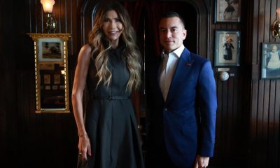 Fotografía difundida en la cuenta oficial @Presidencia_Ec de la Presidencia de Ecuador en la red social X donde aparece su mandatario Daniel Noboa junto a la enviada especial para el Escudo de las Américas, Kristi Noem, durante una reunión este jueves, en Nueva York (Estados Unidos). EFE/ @Presidencia_Ec