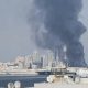 Vista de una columna de humo en Baréin tras un ataque de lLa Guardia Revolucionaria contra bases estadounidenses situadas en Baréin, Catar y Emiratos Árabes como represalia por los bombardeos de Estados Unidos e Israel. EFE