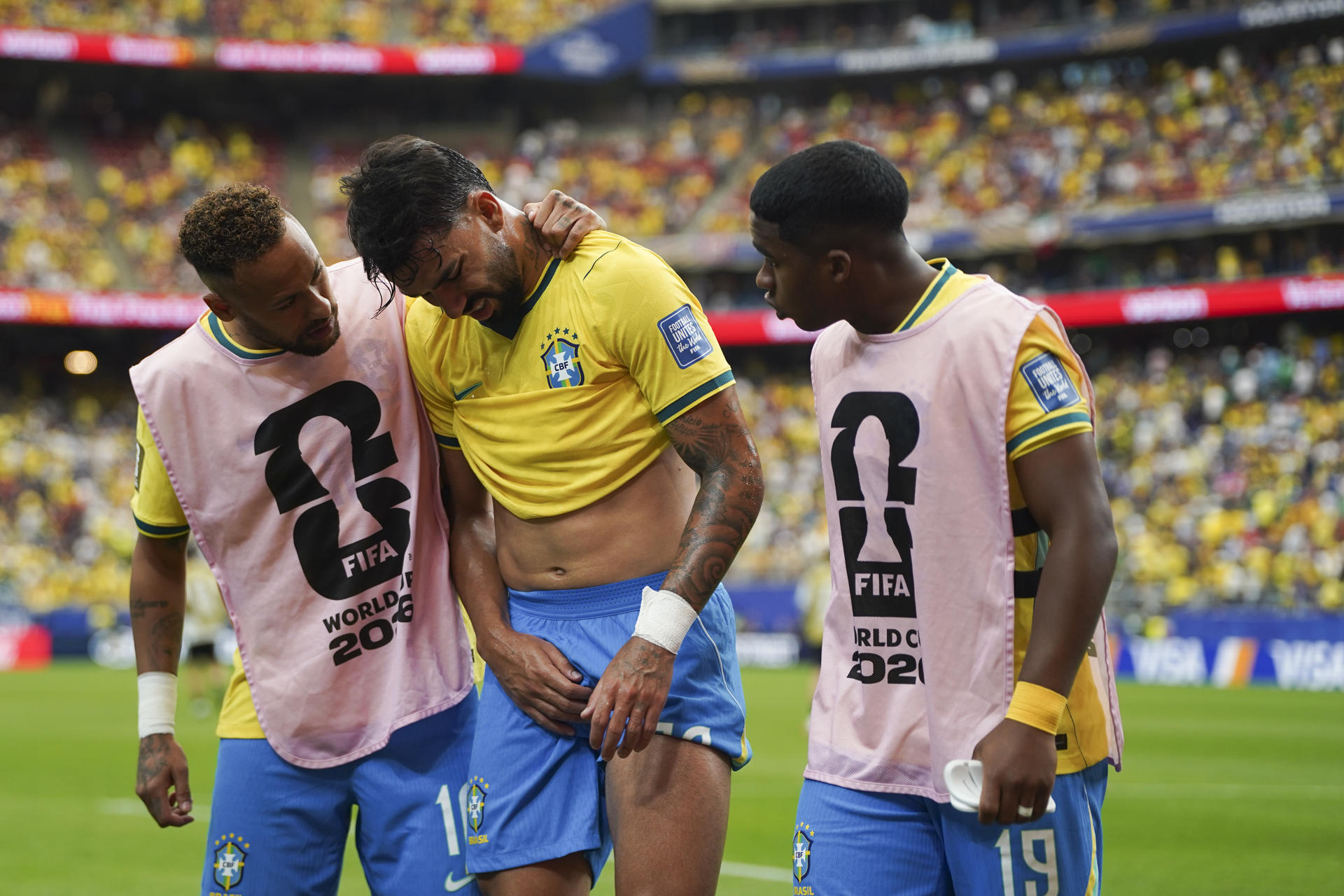 El centrocampista brasileño Lucas Paquetá durante el partido de los dieciseisavos de final del Mundial de Fútbol 2026 entre Brasil y Japón, en el estadio NRG de Houston (Estados UNidos). EFE/ Kenneth Fernández