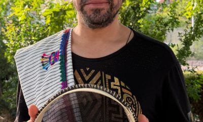 Darío Iza Pilaquinga, líder indígena -antropólogo, gestor cultural, comunicador social y defensor de la naturaleza y los derechos humanos- atiende a EFE en Madrid. EFE/Raúl Gómez