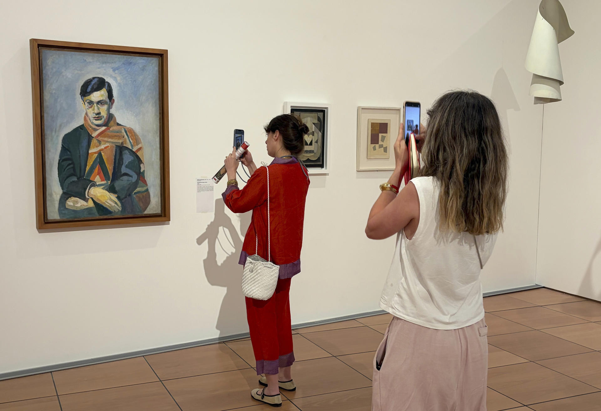 - La exposición 'Picabia Mediterráneo. Picasso, Delaunay, Laurencin...' en el museo de arte moderno de Céret (Franci), muestra desde este fin de semana más de un centenar de obras a través de las que es posible descubrir la trayectoria de Francis Picabia entre 1913 y 1924, un período que sitúa a Cataluña como eje de las vanguardias. EFE/ Lara Malvesi