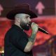 El cantante mexicano Carín León fue captado este 28 de junio, durante un concierto de su gira 'De Sonora pa'l mundo', en el Nu Stadium de Miami (FL, EE.UU.). EFE/Alberto Boal