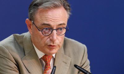 El primer ministro belga, Bart De Wever, en una fotografía del 19 de junio de 2026. EFE/EPA/OLIVIER MATTHYS