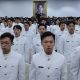 TAIPEI (Taiwan), 30/06/2026.- Cadetes delante del retrato del presidente de Taiwán, Lai Ching-te en Taipéi. EFE/EPA/RITCHIE B. TONGO