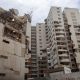 Fotografía de un edificio afectado por los terremoto, este domingo, en Catia La Mar (Venezuela). EFE/ Ronald Peña R