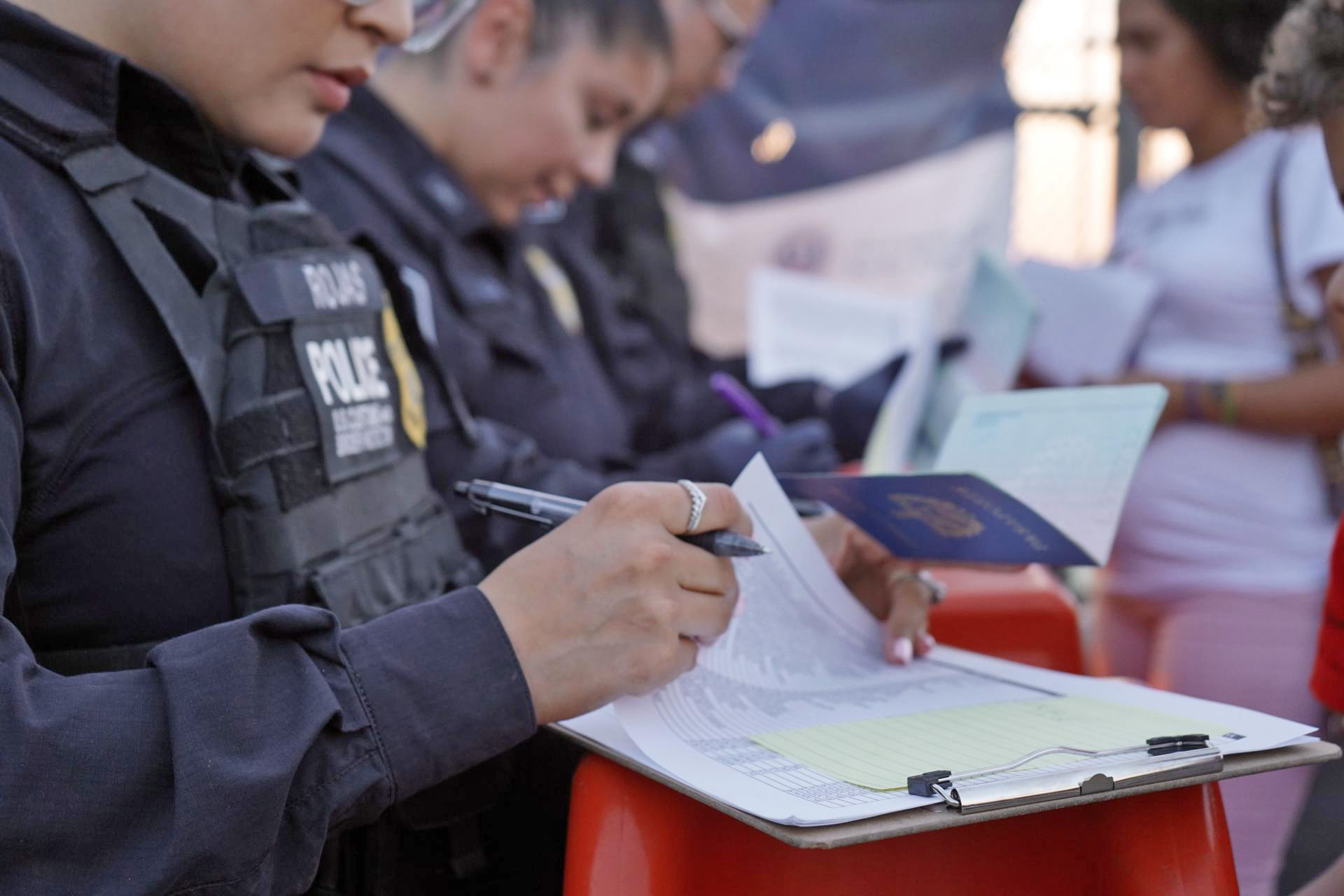 USCIS enviará asilos a tribunales sin entrevista previa
