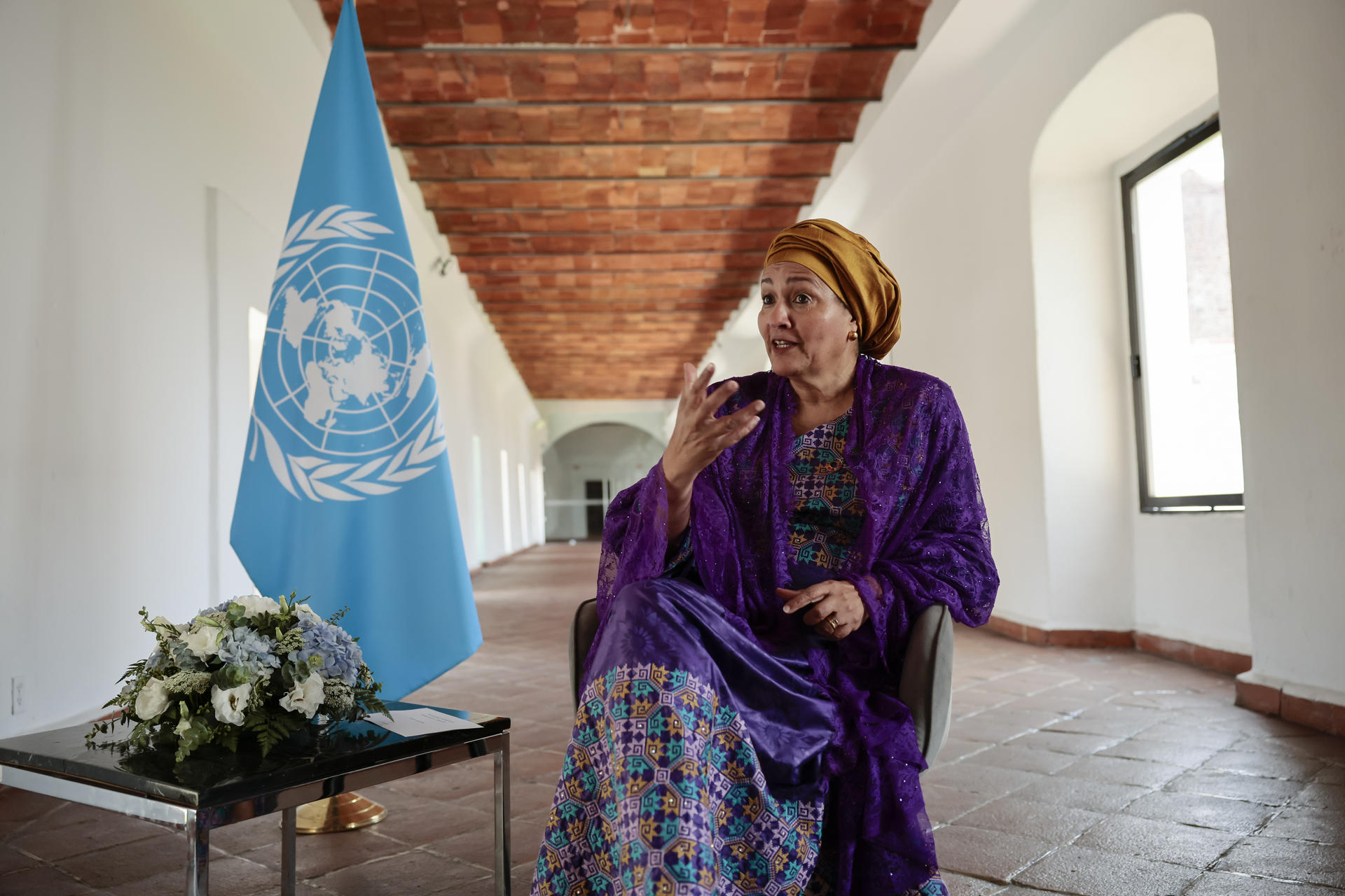 La vicesecretaria general de la ONU, Amina Mohammed, habla durante una entrevista con EFE este viernes, en la Ciudad de México (México). EFE/José Méndez
