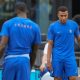 Fotografía del pasado 17 de julio, en la que puede verse al futbolista francés Kylian Mbappé (d), durante un entrenamiento en el Mundial de Estados Unidos, México y Canadá. EFE/ Alberto Boal