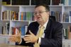 El presidente de la Jurisdicción Especial para la Paz (JEP), el magistrado Alejandro Ramelli, habla en una entrevista con EFE en la que afirma que el modelo de justicia restaurativa es el adecuado para poner fin al conflicto armado en Colombia, este miércoles, en Bogotá (Colombia). EFE/ Mauricio Dueñas Castañeda
