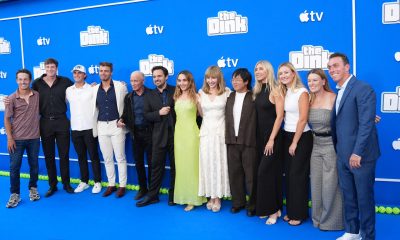 El elenco de la película 'The Dink' posan en la alfombra durante su estreno este lunes, en Los Ángeles (Estados Unidos). EFE/ Omar Alonso