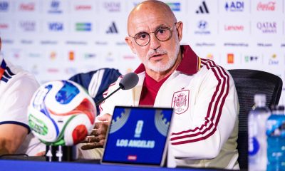 El seleccionador nacional de España, Luis de la Fuente, elogió a Cristiano Ronaldo la víspera del duelo ante Portugal en octavos de final del Mundial 2026. EFE/EPA/CHRIS TORRES