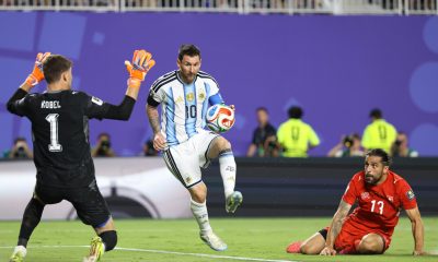 El jugador argentino Lionel Messi (C) en al partido ante Suiza de cuartos de final en Kansas City, USA. EFE/Kenneth Fernandez