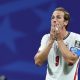 Harry Kane, capitán de Inglaterra, muestra su frustración al perder 1-2 la semifinal del Mundial 2026 ante Argentina. EFE/EPA/RONALD WITTEK