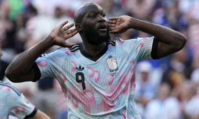 El belga Romelu Lukaku celebra el gol que sella el 1-4 en el partido contra Estdaos Unidos, correspondiente a los octavos de final del Mundial de Estados Unidos, México y Canadá, disputado este lunes. EFE/STEPHEN BRASHEAR