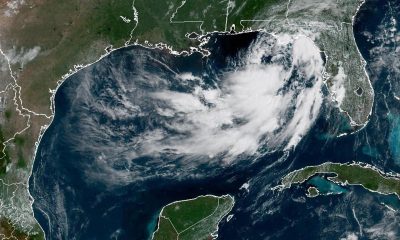 Fotografía satelital cedida este lunes por la Oficina Nacional de Administración Oceánica y Atmosférica (NOAA) a través del Centro Nacional de Huracanes (NHC) estadounidense donde se muestra el estado del clima en el golfo de México. EFE/NOAA-NHC /SOLO USO EDITORIAL /NO VENTAS /SOLO DISPONIBLE PARA ILUSTRAR LA NOTICIA QUE ACOMPAÑA /CRÉDITO OBLIGATORIO
