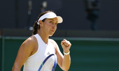 Jessica Pegula, quinta favorita, en su partido de octavos de final del torneo de Wimbledon. EFE/EPA/TOLGA AKMEN