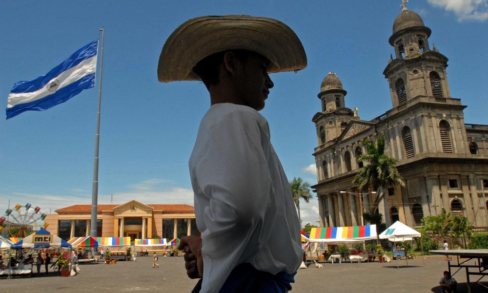 Fotografía de archivo en la que se captó una vista general de la Plaza Central de Managua (Nicaragua). EFE/Mario López